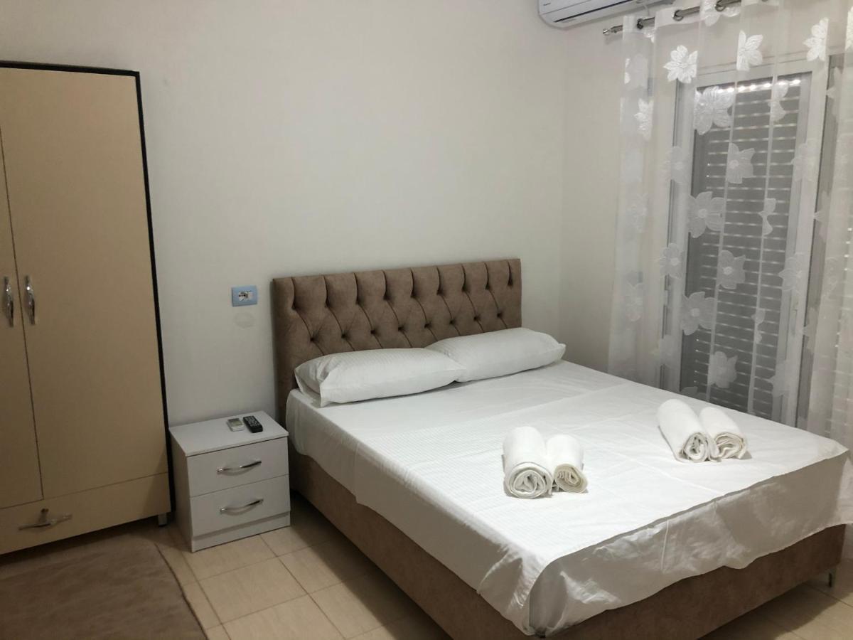 Elton Tafa Guesthouse Ksamil Exterior foto